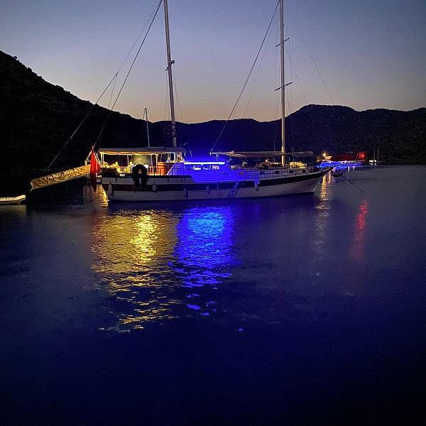 Bozburun Hisarönü Bozburun Kabin Kiralama 7 Gece 8 Gün BTB AB-6